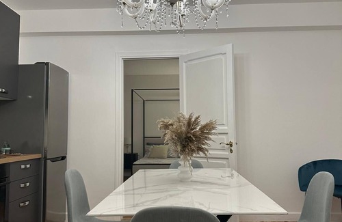 Mondello Apartamento | Domus dea Artemide apartment with pool in Mondello Near the beach