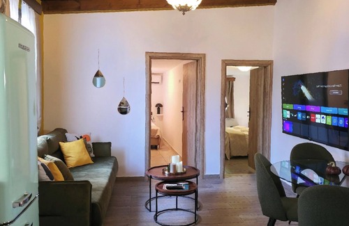 Rhodes Old Town Apartamento | Domus Fidias - 2 Bedroom, 1 Sofa bed 6mins from port