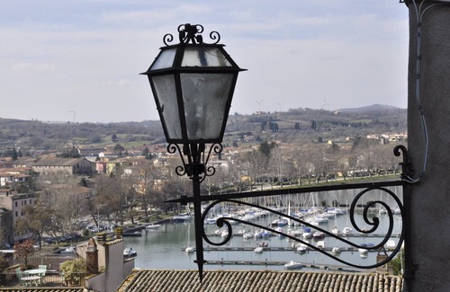 Valentano Casa | "Domus Parva" Delightful house in the woods, with garden, near Lake Bolsena
