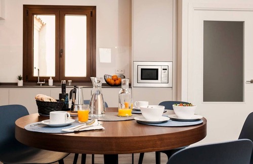 Toledo City Center Apartamento | Domus Toledo wholly renewed 1250 sq ft Apartment