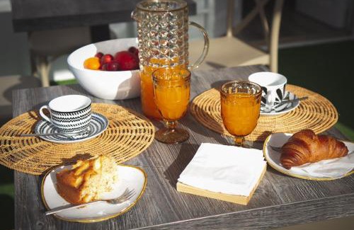 Adelfia Cama Y Desayuno | Don Franco