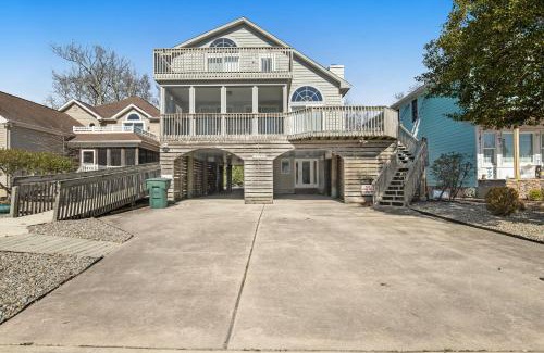 Caine Woods Casa | Donarum House 206
