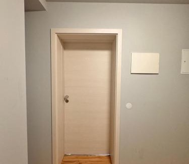 Schonebeck Apartamento | Donea Home Service