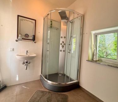 Schonebeck Apartamento | Donea Home Service