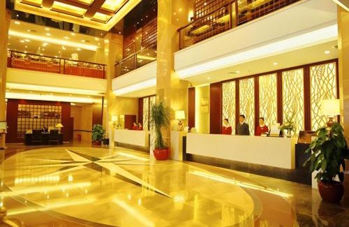 Lianhucun Hotel | Dongguan Metropolitan Yijing Hotel