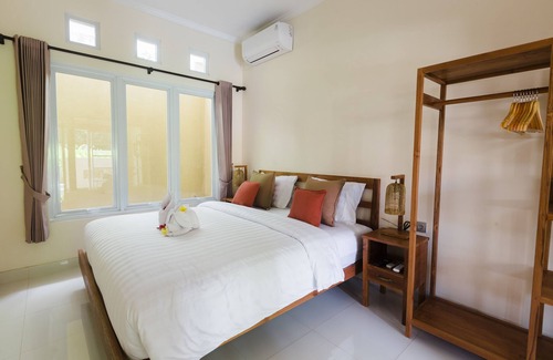 Jimbaran Bay Cama Y Desayuno | Donguri House Bali