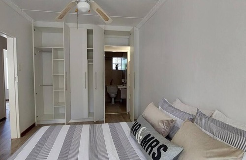 Beacon Bay Casa | Donkin Parkview 3 bedroom townhouse