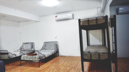Nana Cabina | Doodle Lodge Bangkok