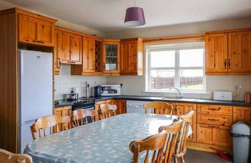 Hook Head Casa | DOORNOGUE, family friendly in Fethard-On-Sea, County Wexford