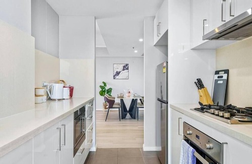St. Leonards Apartamento | Doorstep to Metro & Iconic Harbour Bridge View