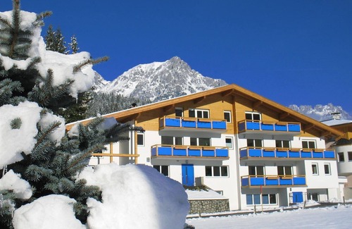 Scheffau am Wilden Kaiser Cabaña | Doppelzimmer mit Gemeinschaftsbad - Haus Romeo - Alpine Gay Resort