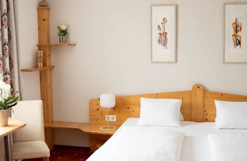 Feldkirchen in Kaernten Cama Y Desayuno | Doppelzimmer, Dusche, WC - Pension Fischinger