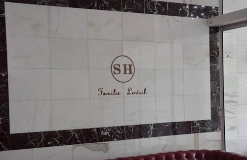 Podersdorf am See Casa | Doppelzimmer, Stehbakon, Seitl. Seeblick - Seehotel Herlinde