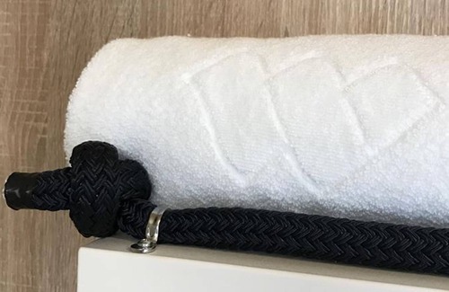 Rust Casa | Doppelzimmer Seeseite, Dusche, WC - Hotel Katamaran
