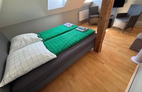 Meine Casa | Doppelzimmer, TV- Bad, Kühlschrank- Parkplatz-17