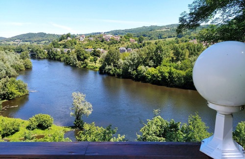 Beaulieu-sur-Dordogne Apartamento | Dordogne Panorama “Magnifique”, Heated Pool.