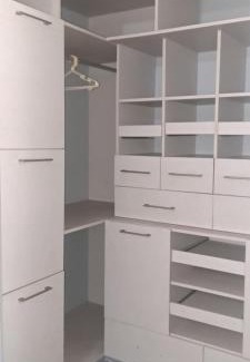 La Perla Casa | Dormitorio con baño compartido a 25 minutos del Apto