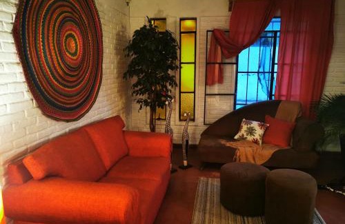 Cuernavaca Casa | DOS CASAS JUNTAS SOLAS PRIVADAS CENTRO PARA 11 PERSONAs