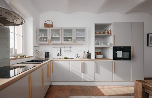 Stare Mesto Apartamento | DOT 3 bdr Apartment with Tyn Cathedral View & A/C
