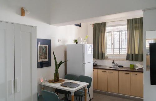Old North Apartamento | Dotan's Place By The Beach!
