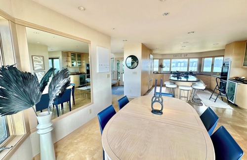 Gleneden Beach Casa | Double Beachfront?! Magical Views In a Unique Private Setting