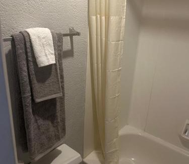 Amarillo Apartamento | Double Bed Hotel Room 126