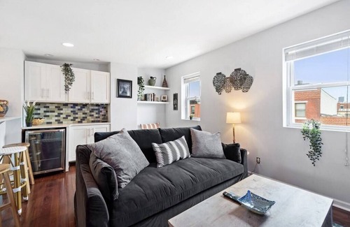 East Passyunk Crossing Apartamento | Double Decker Roofdeck! Gorgeous View in Passyunk!