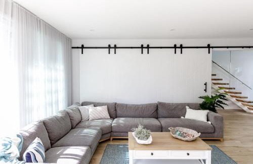 Dromana Casa | Double Delight