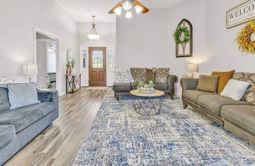 Rutherford County Casa | Double Diamond Rentals - Family Escape W/Pool&Land