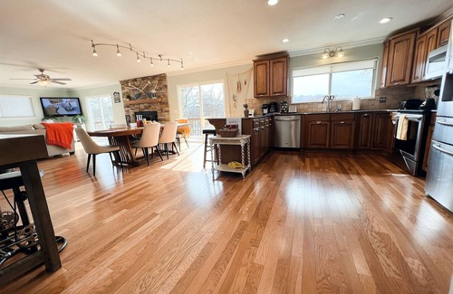 Bella Vista Casa | Double Down: Spacious Lakefront Retreat with Stunning Views & Hot Tub