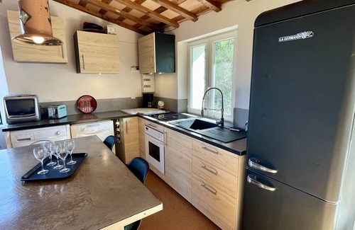 Mollans-sur-Ouveze Casa | Double-gîte with jacuzzi, swimming pool and balneotherapy.