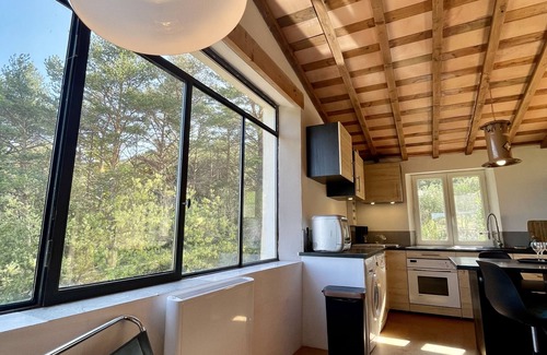 Mollans-sur-Ouveze Casa | Double-gîte with jacuzzi, swimming pool and balneotherapy.