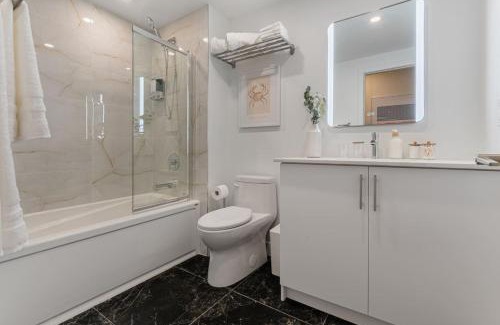 Gay Village Apartamento | Double King Luxury 2BR Condo