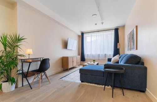 Gay Village Apartamento | Double King Luxury 2BR Condo