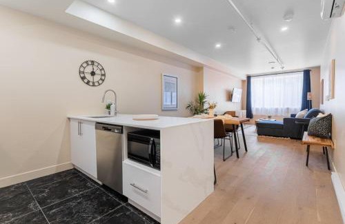 Gay Village Apartamento | Double King Luxury 2BR Condo