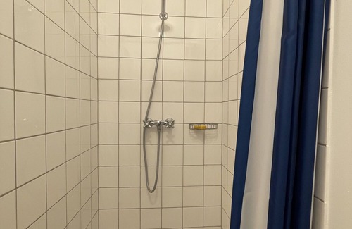 Chatte Casa | Cama de Matrimonio o Dos Camas-Confortable-Baño compartido-Vista al campo