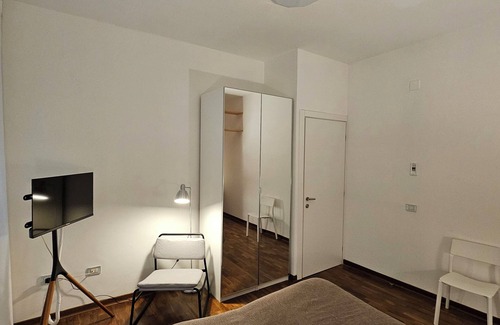 Potenza Casa | Double or Twin - Private Bathroom Inside