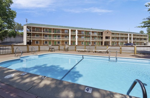 Branson Condominio | Double Queen Room w/Kitchen Supplies