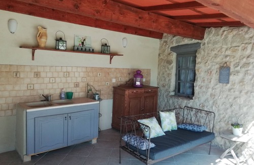 La Baume-de-Transit Cama Y Desayuno | Habitacion Doble-Chocolat-Estándar-Baño Privado-Vista al campo