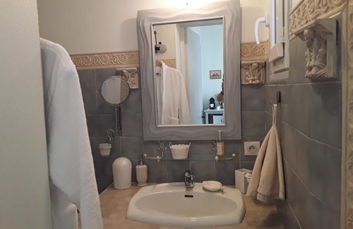 Montlouis-sur-Loire Casa | Habitacion Doble-Lujoso-Baño con ducha-Vista al Jardín