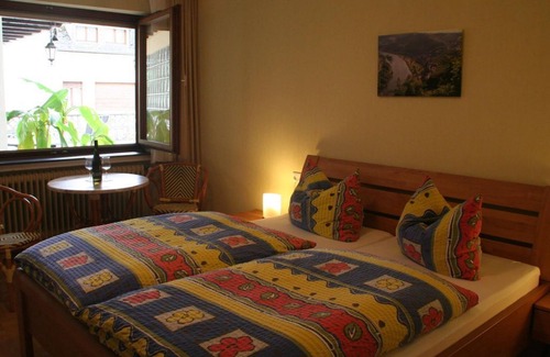 Uerzig Cama Y Desayuno | Wein- und Gästehaus Hermann-Josef Schmitz - Habitación doble, ducha, inodoro, para no fumadores