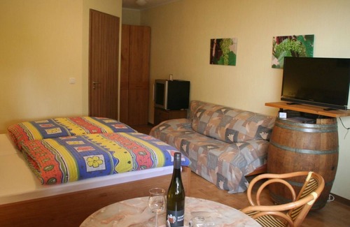 Uerzig Cama Y Desayuno | Wein- und Gästehaus Hermann-Josef Schmitz - Habitación doble, ducha, inodoro, para no fumadores