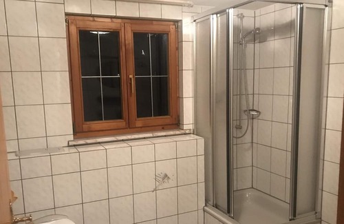 Hirschegg Casa | Double room (2-3 p) No. 9, shower / toilet - Gasthof Hirsch