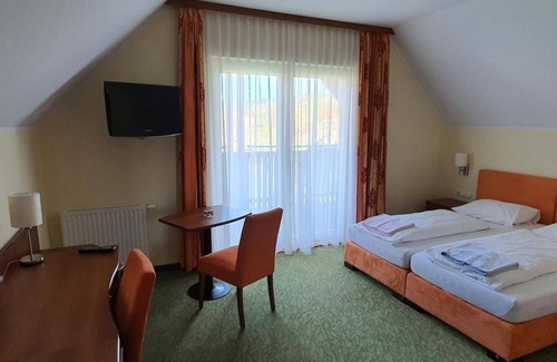 Anger Casa | Double room A | balcony (1-2 nights) - Hotel Angerer-Hof