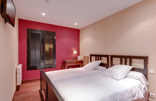 Le Thillay Hotel | Habitacion Doble-Baño con bañera
