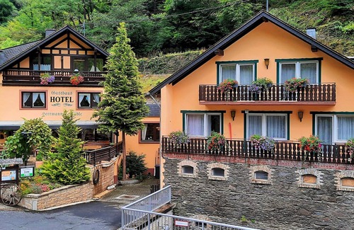 Sankt Goarshausen Casa | Double room, shower or bath, toilet, balcony - Hotel Café Herrmanns Mühle