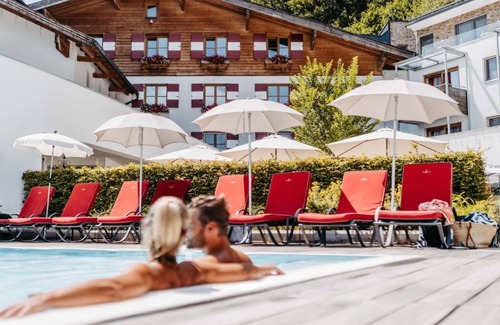 Schuttdorf Casa | Double room Schwalbenwand - amiamo - Familotel Zell am See