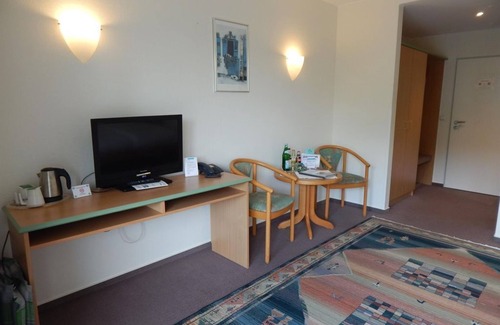 Gerolstein Casa | Habitación doble con ducha / WC, Estándar - Hotel Garni Am Brunnenplatz