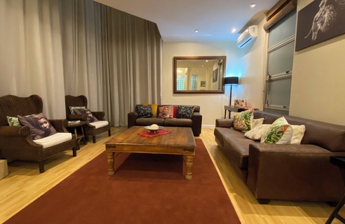 West Beach Cabina | Double Room! Welcome to our charming guesthouse in Cape Town!