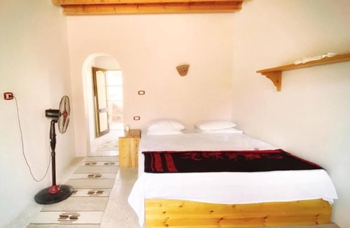 St. Catherine Alquiler De RV | Double Room with Mountain View - Sheikh Mousa Bedouin camp